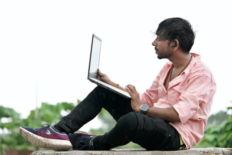 Loveshyari Review: What It Is, Features, Safety, and Alternatives