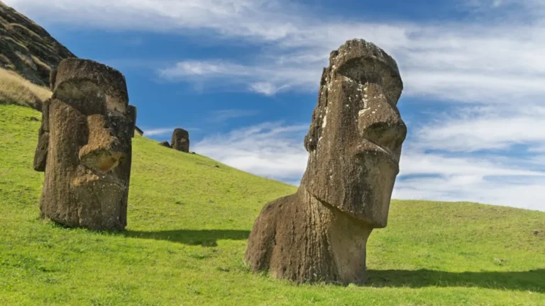 Moai Statue: Meaning, Style, History, and Visual Guide
